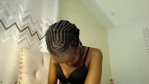 bigbaby004 online show from December 4, 11:59 pm