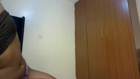 bigbaby004 online show from March 26, 10:59 pm