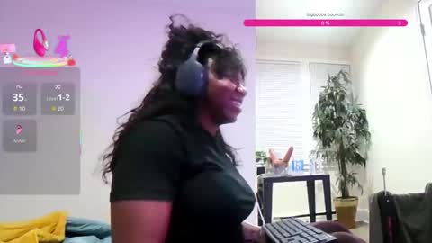 Ashley online show from February 19, 3:05 am