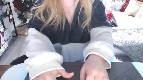 bigboobs_cutie online show from January 27, 8:49 pm