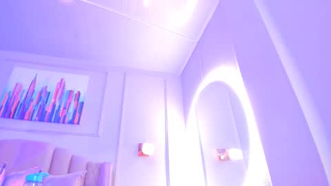   online show from November 22, 10:46 am