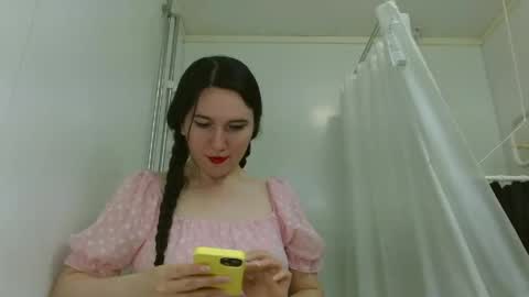 Isabella online show from May 31, 3:38 am