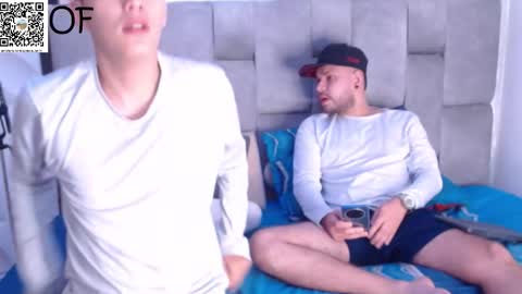 DAVID and JUAN online show from October 29, 3:52 am