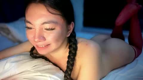 Yeng online show from February 18, 2:28 pm