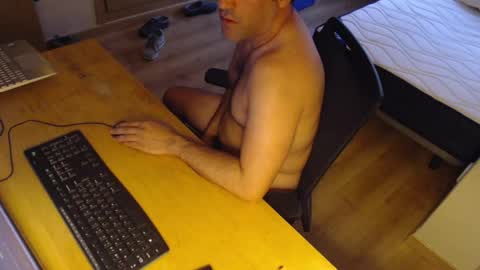 bigcok35spain online show from May 31, 7:26 pm