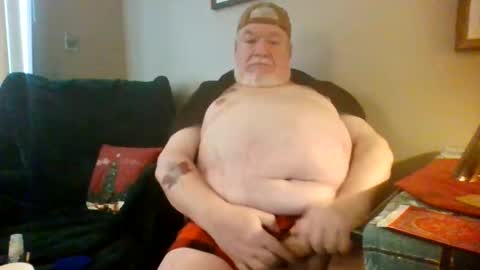 BigDaddyBear online show from February 18, 6:30 pm