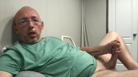 bigdaddydelight online show from June 3, 10:48 pm