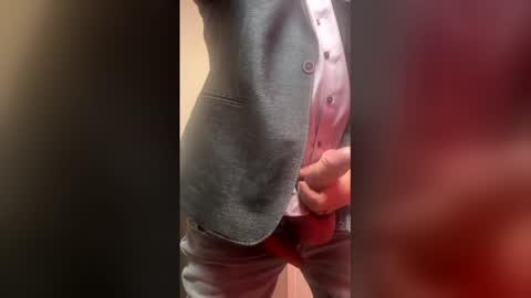 bigdick3981 online show from April 8, 7:06 pm