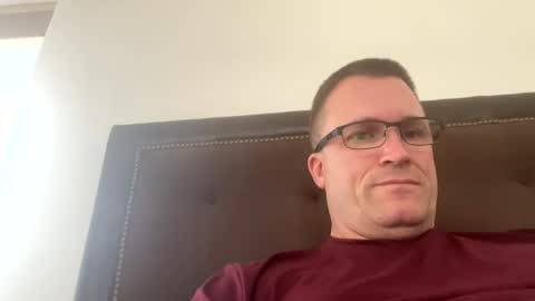 bigger22332233 online show from December 4, 6:22 pm