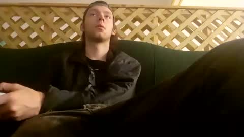 Snapshot of biggestboiiii chatting on October 7, 7:48 am biggestboiiii online show from October 7, 7:48 am