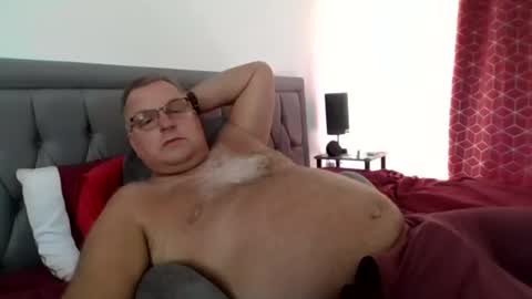 bigguy2014 online show from July 28, 1:54 pm