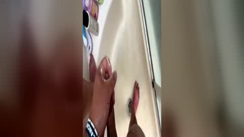 bigheaded447cock online show from July 1, 7:00 pm