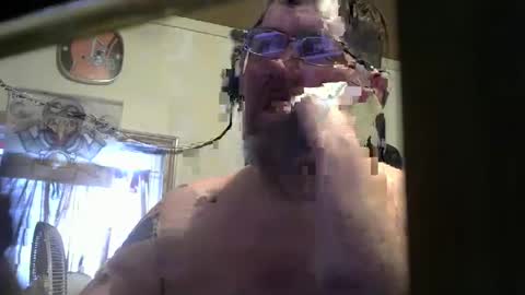 bigjohn41000 online show from April 8, 10:24 pm