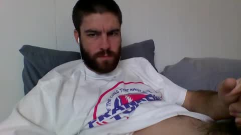 Snapshot of bigmag23 chatting on October 25, 7:36 pm bigmag23 online show from October 25, 7:36 pm