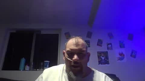 Snapshot of bigman42of0rlife chatting on November 1, 1:28 am bigman42of0rlife online show from November 1, 1:28 am