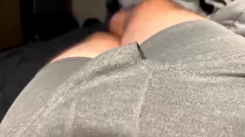 bigmansmalldick89 online show from December 1, 6:22 am