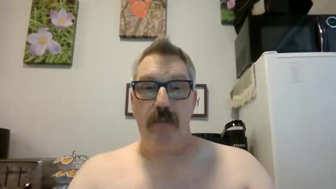 Bignhard696 online show from December 2, 5:11 pm