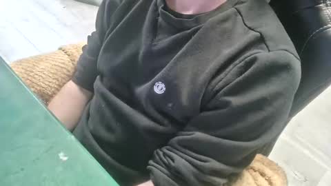 bigpeepdude online show from September 30, 12:04 pm