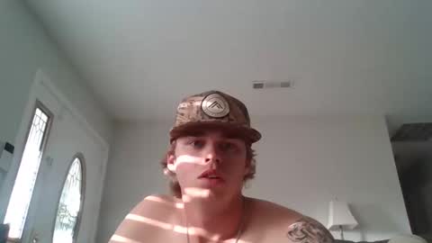 bigpepe7719 online show from May 15, 11:01 pm
