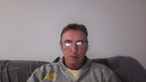 bigschlong330 online show from March 8, 12:09 pm