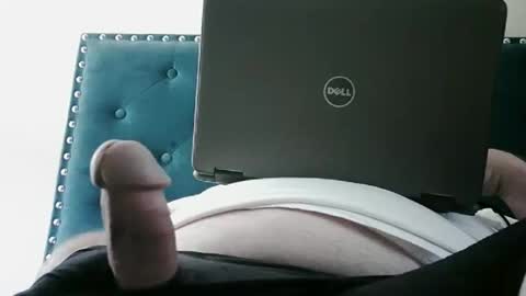 bigtroc3759 online show from May 26, 12:22 pm