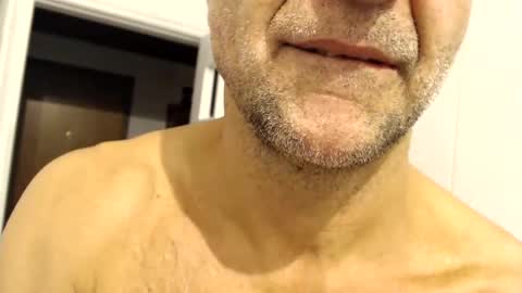 Snapshot of bigvega79 chatting on December 7, 11:51 pm bigvega79 online show from December 7, 11:51 pm