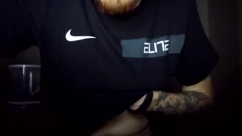 Snapshot of bigwhited2115 chatting on February 18, 4:48 am Onlyfans redheadedwhitedick online show from February 18, 4:48 am