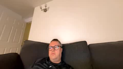 Just call me master online show from March 17, 9:42 pm