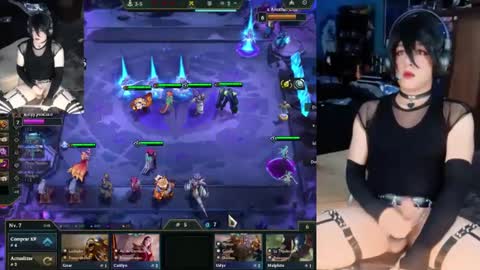 billie_cross_ online show from October 5, 8:01 am