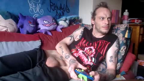 Billy FingerCut online show from October 20, 1:27 pm