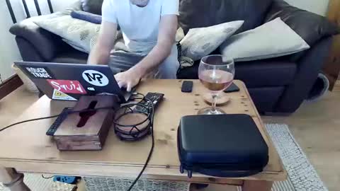 bindmedown online show from April 11, 8:57 pm