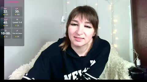 birdie_kiss online show from May 13, 9:02 pm