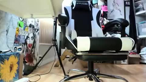 bisexualjay online show from March 29, 2:30 pm