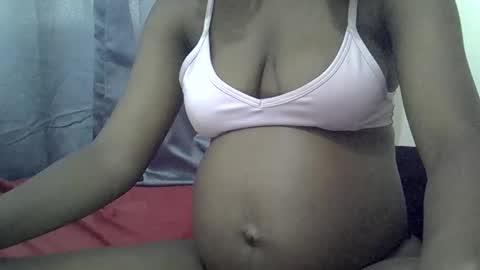 bitchy_111 online show from January 7, 9:47 am