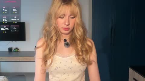 Jane online show from April 26, 2:04 pm