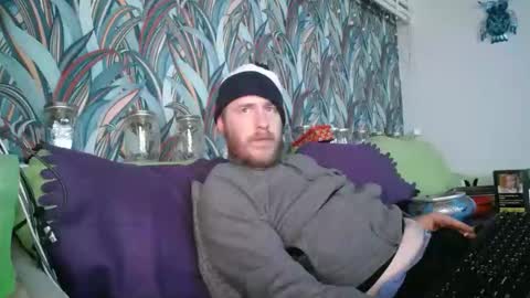 bizoukey15 online show from October 31, 2:45 am