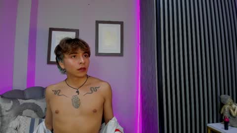  Oliver  online show from April 19, 5:30 am