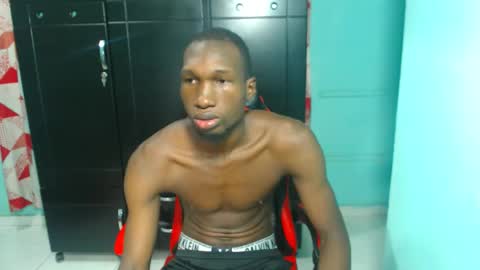 Snapshot of black30cmdick chatting on October 10, 7:08 pm maquina online show from October 10, 7:08 pm