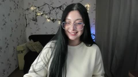 Snapshot of black_berry_bla_ck chatting on October 30, 2:17 pm black_berry_bla_ck online show from October 30, 2:17 pm