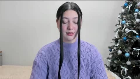 Snapshot of black_berry_bla_ck chatting on December 14, 10:13 am black_berry_bla_ck online show from December 14, 10:13 am