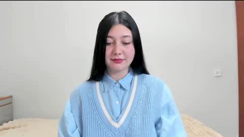 Snapshot of black_berry_bla_ck chatting on December 5, 10:17 am black_berry_bla_ck online show from December 5, 10:17 am