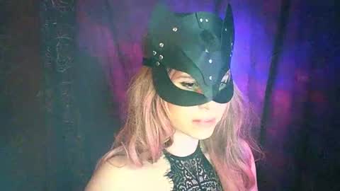 Black Cobra   online show from March 11, 9:48 pm