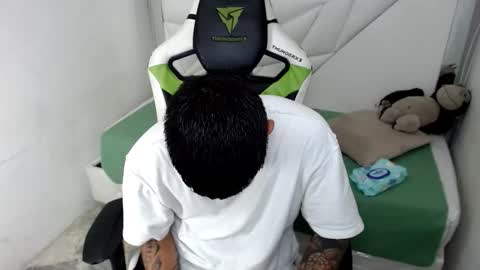 Black diamondd  online show from January 31, 7:44 pm