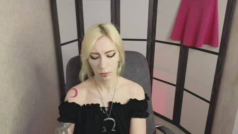 Emily online show from June 11, 8:23 am