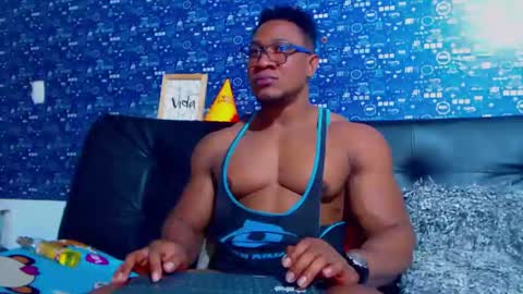 duglas online show from October 26, 9:03 pm