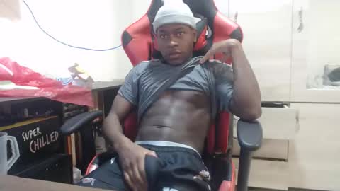 Black online show from February 28, 1:04 pm