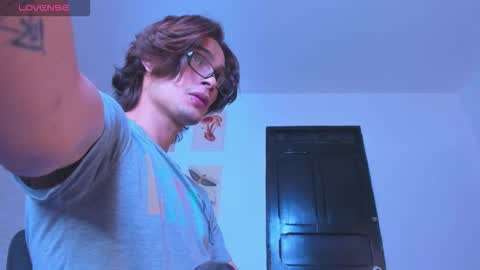 Bryan  online show from November 20, 4:37 pm