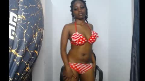 lela online show from June 6, 6:36 pm