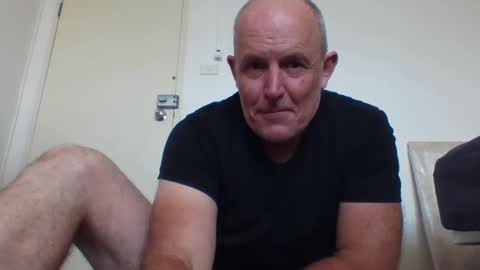 blackdog71 online show from March 5, 2:46 am