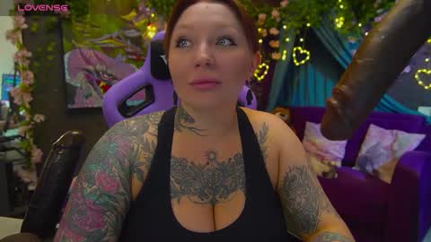 Alice online show from April 12, 8:46 pm